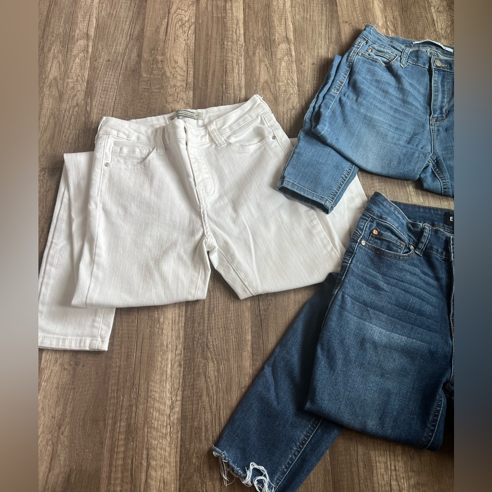 3 Skinny jeans bundle, off brand jeans size 3